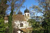 La chiesa di Gleif sopra ad Appiano